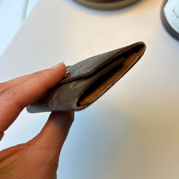 LOUIS VUITTON - monogram multicles 6 ring key case - Picture 4 of 7